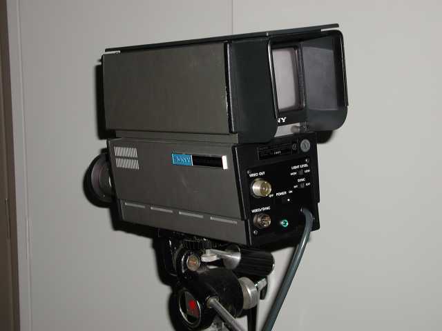 Vintage Sony AVC-3250 CE Video Camera Retro Sammlerstück 3 x Objektive 