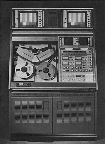 IVC-900 with covers open