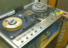 IVC 961P - 1 inch, alpha wrap helical scan VTR.