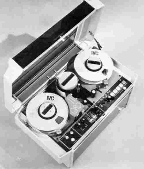 IVC 871 - 1 inch, alpha wrap helical scan VTR.