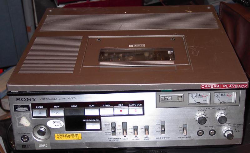 Sony SLO-323 VCR